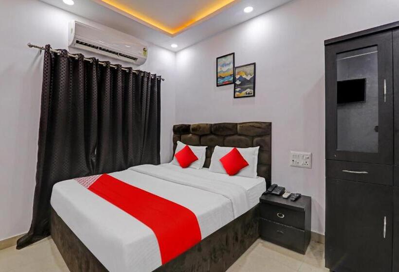 酒店 Oyo Flagship 81064 Chaudhary In