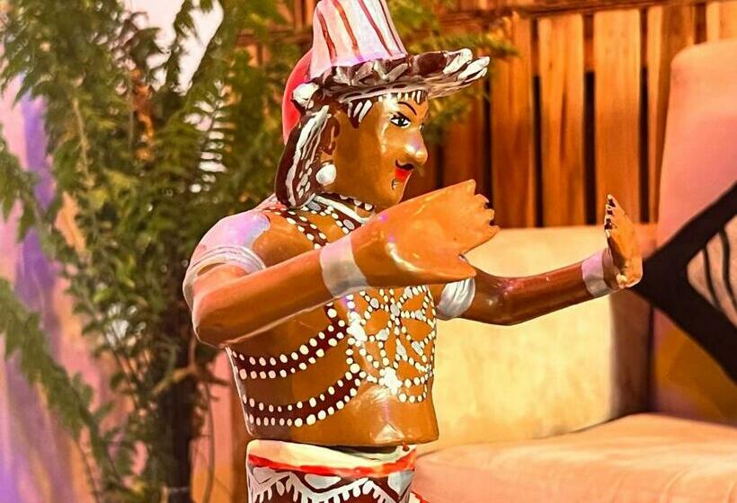 فندق The Lovina Place