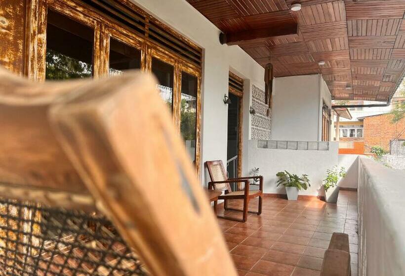 فندق The Lovina Place