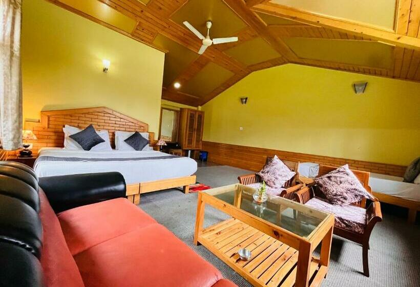 בית מלון כפרי Hollywood, Manali