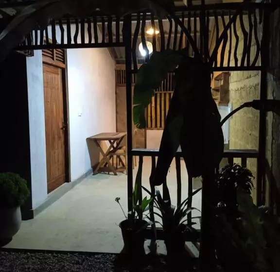 ペンション Banana Palace Weligama