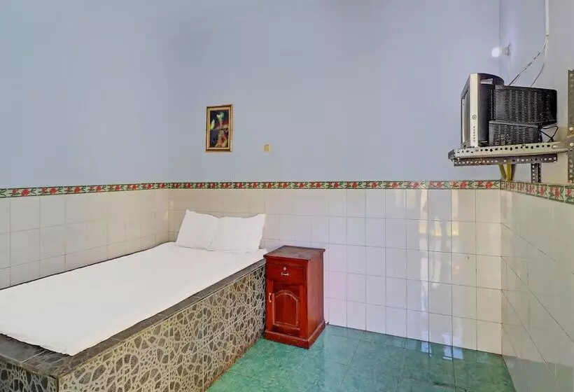 Hotelli O Sekar Jagat Near Pantai Baluk Rening