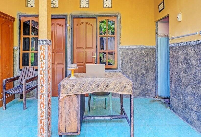 호텔 O Sekar Jagat Near Pantai Baluk Rening