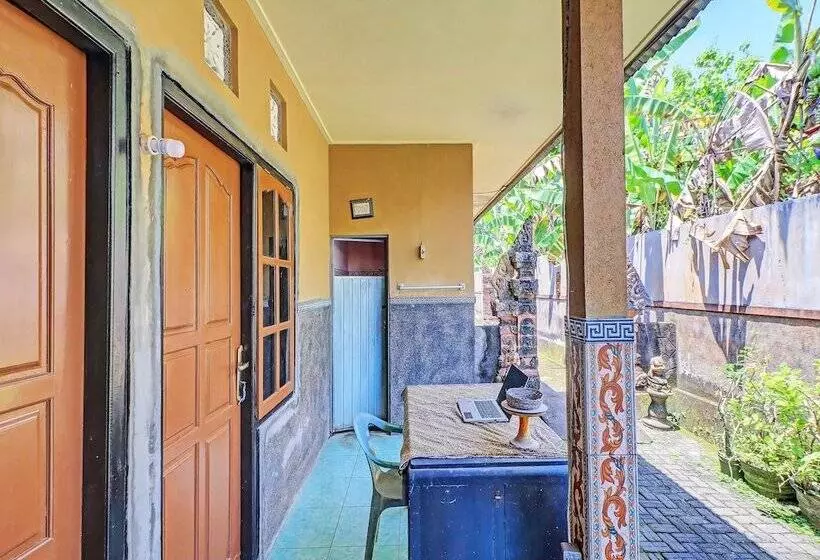 Hotelli O Sekar Jagat Near Pantai Baluk Rening