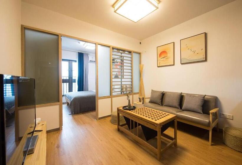 Wesu Weisu Executive Apartment Shenzhen Shenda Metro Store