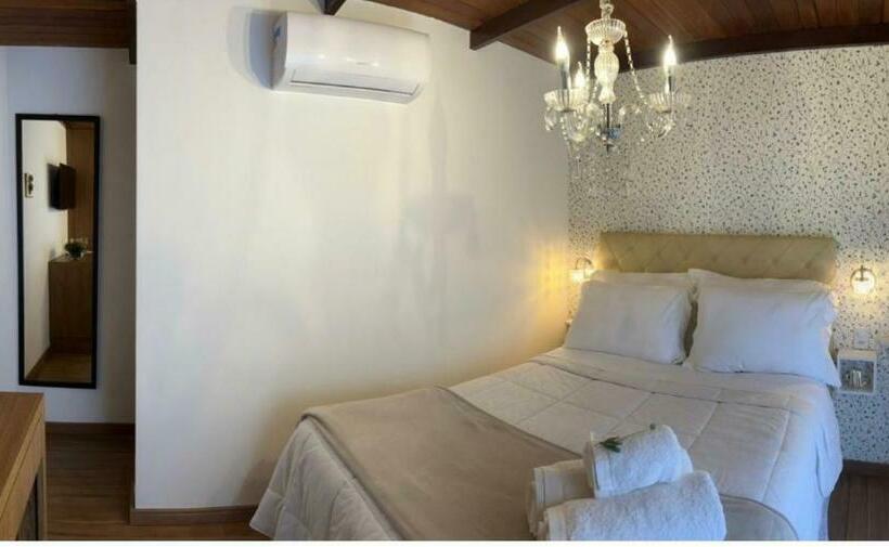 Retkeilymaja Pousada Dulce Ville