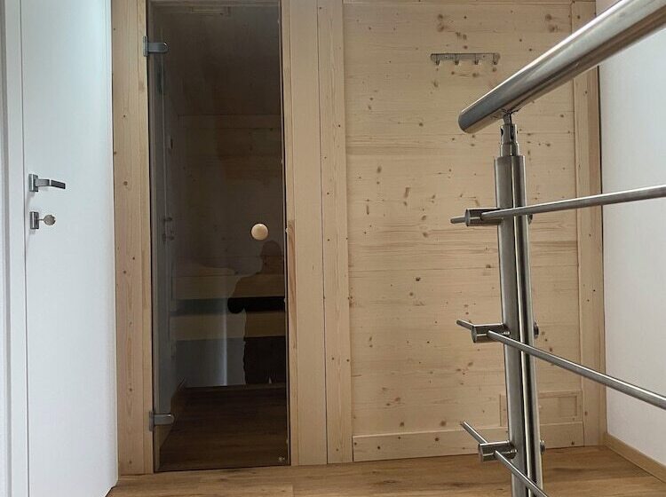 تختخواب و صبحانه Vera Park & Wellness