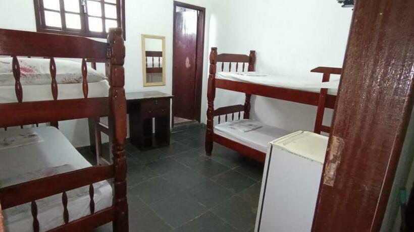 Caminho Das Praias Hostel