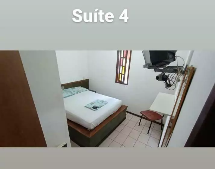 Caminho Das Praias Hostel