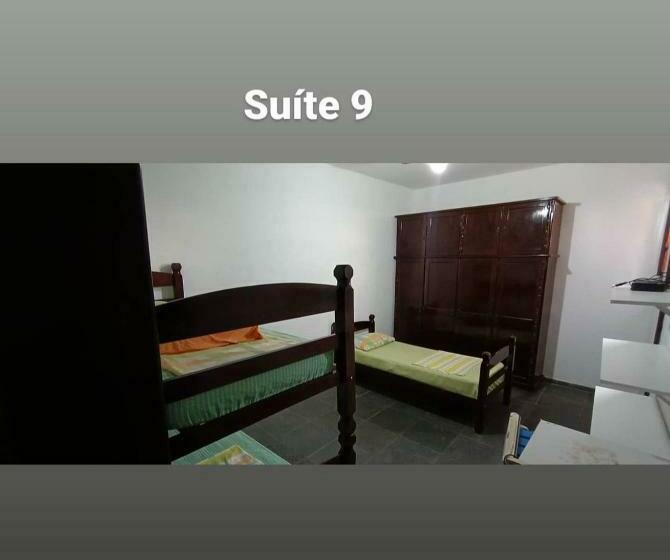 Caminho Das Praias Hostel