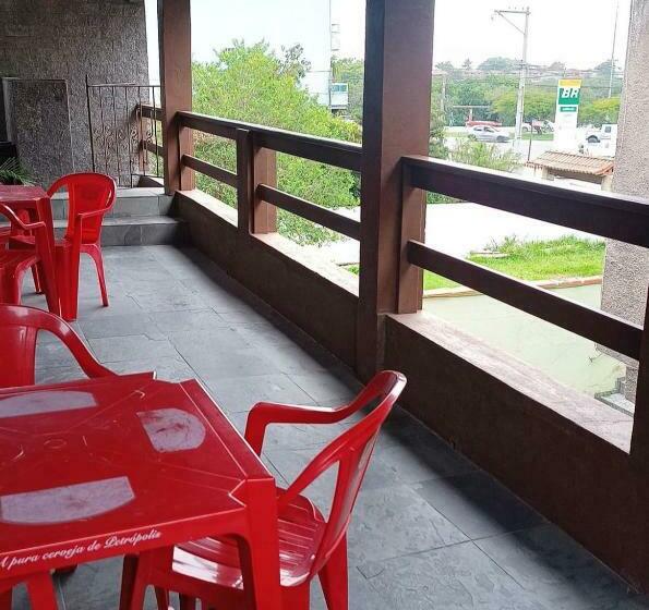 Caminho Das Praias Hostel