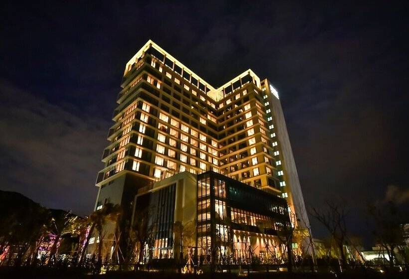 هتل Four Points By Sheraton Taipei Bali