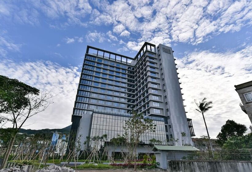 هتل Four Points By Sheraton Taipei Bali