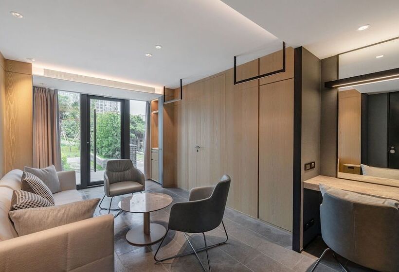 هتل Four Points By Sheraton Taipei Bali