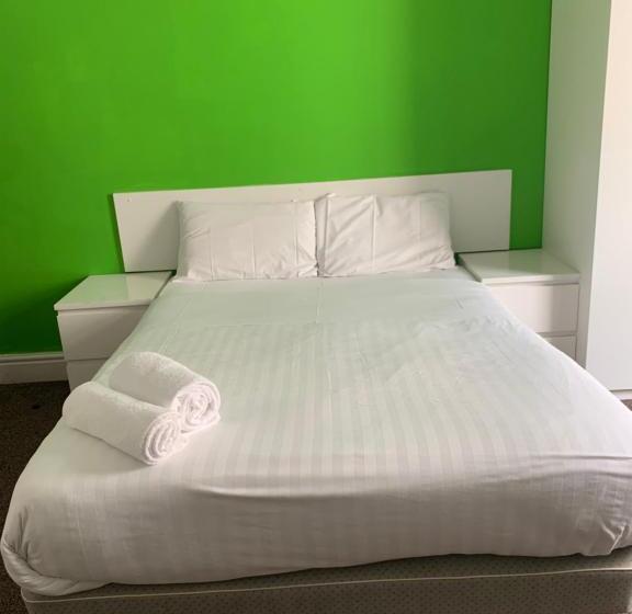 בית מלון כפרי Jini