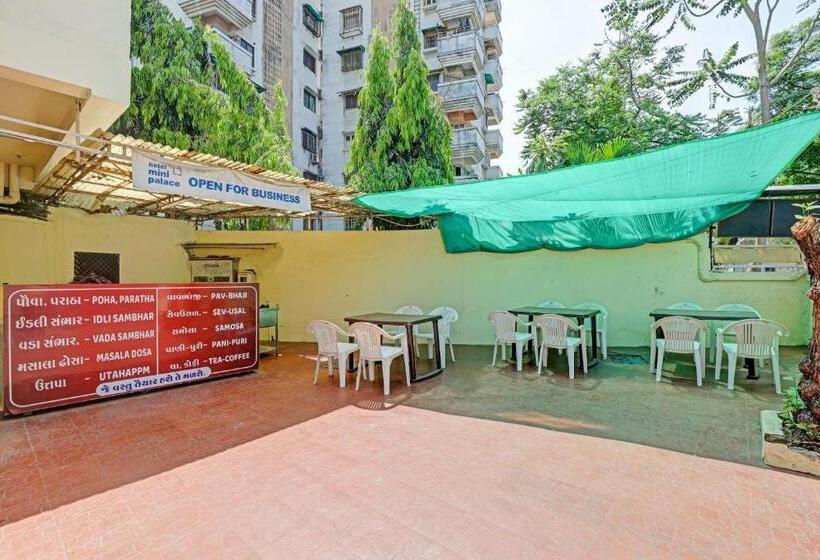 Hotell Oyo Flagship 80463  Mini Palace