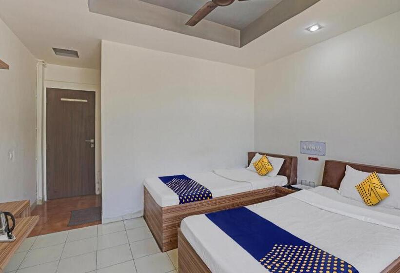 Hotell Oyo Flagship 80463  Mini Palace