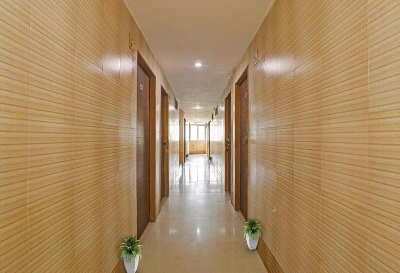 Hotell Oyo Flagship 80463  Mini Palace