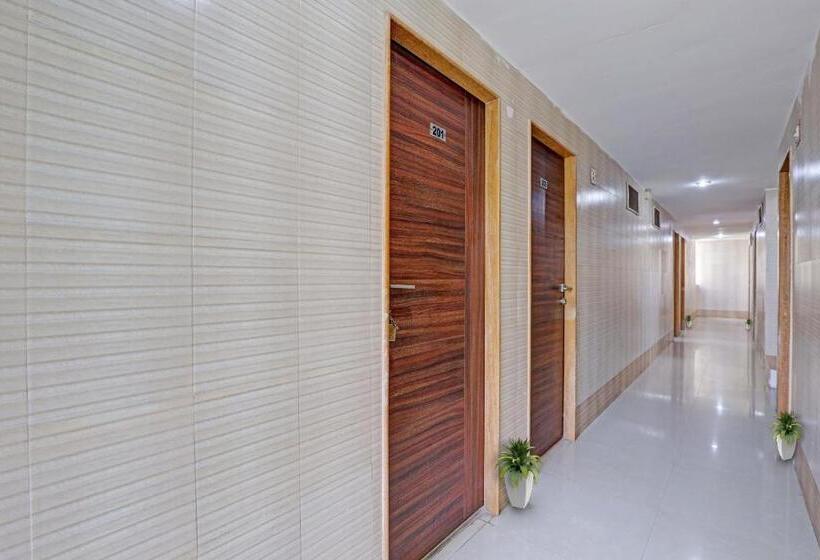 Hotell Oyo Flagship 80463  Mini Palace