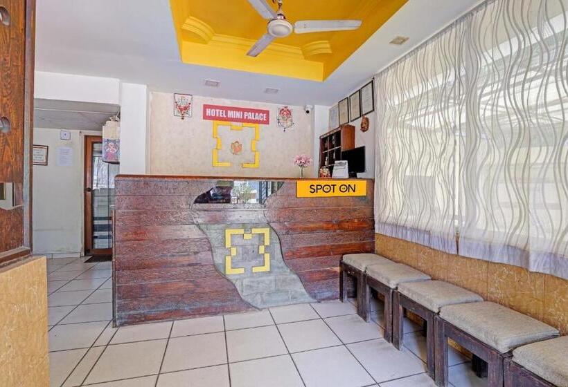 Hotell Oyo Flagship 80463  Mini Palace