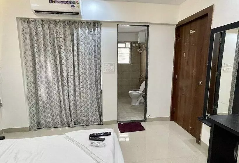 Staybird   Silver Oak, An Apartment Hotel, Kharadi