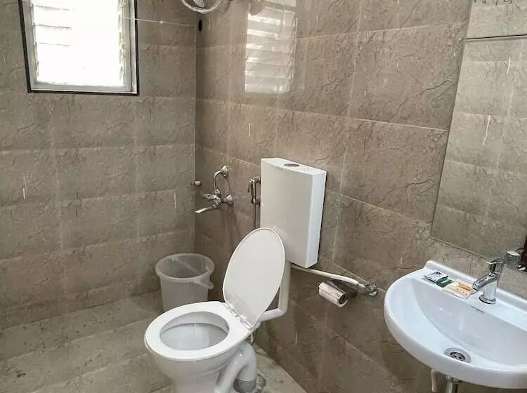 Staybird   Silver Oak, An Apartment Hotel, Kharadi