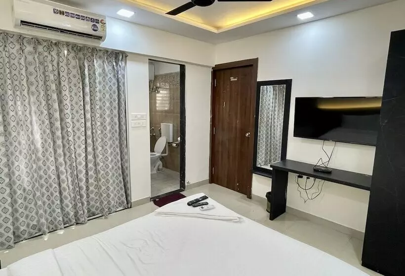 Staybird   Silver Oak, An Apartment Hotel, Kharadi
