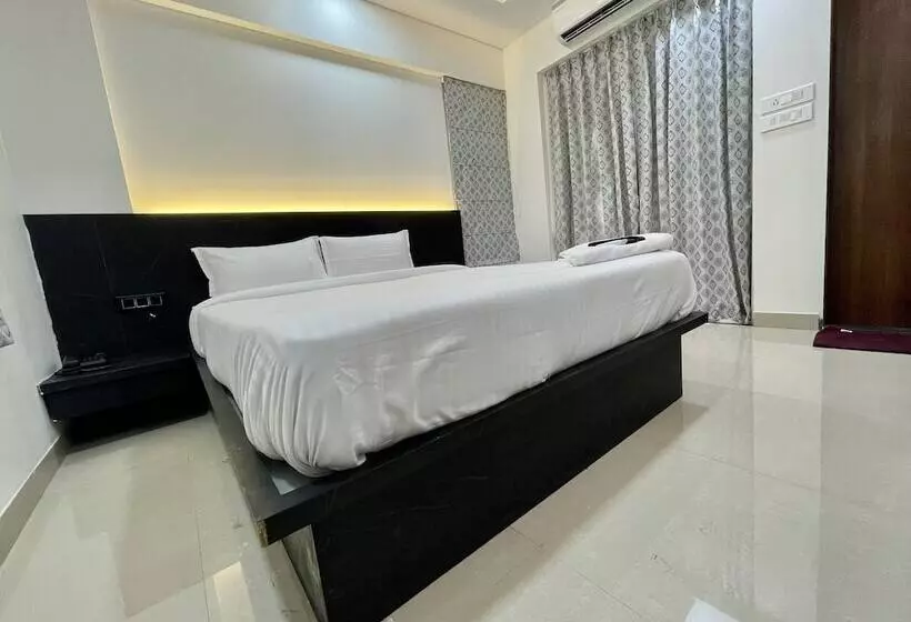 Staybird   Silver Oak, An Apartment Hotel, Kharadi