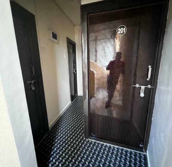 پانسیون Meet Inn