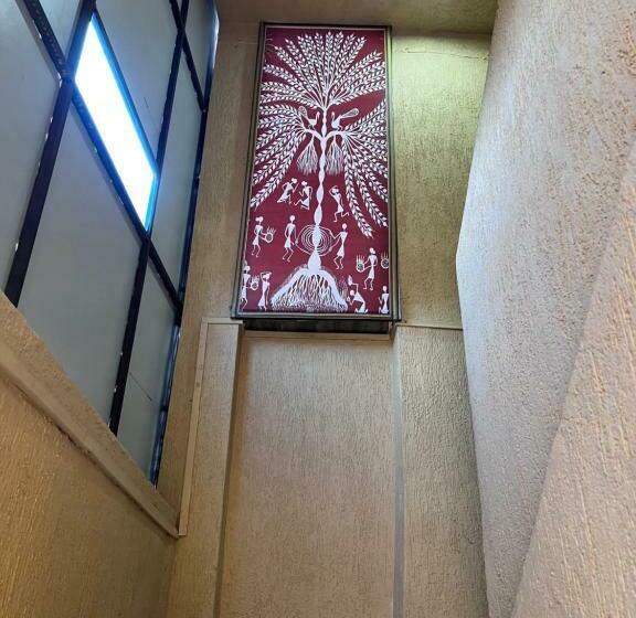 پانسیون Meet Inn