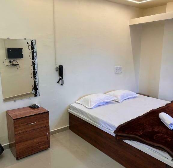 پانسیون Meet Inn