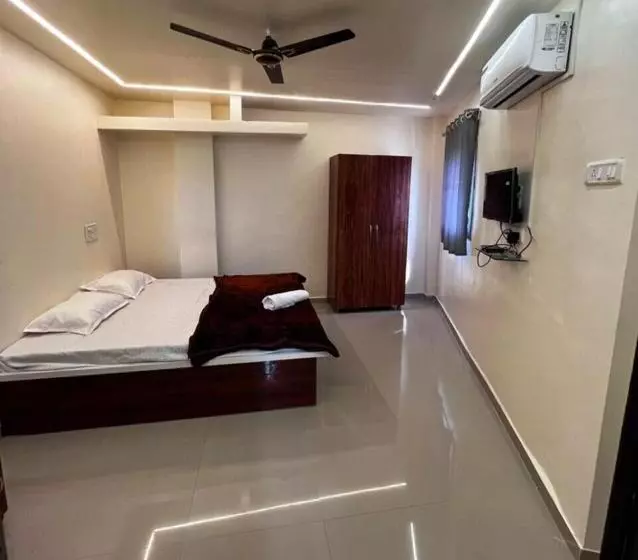 پانسیون Meet Inn