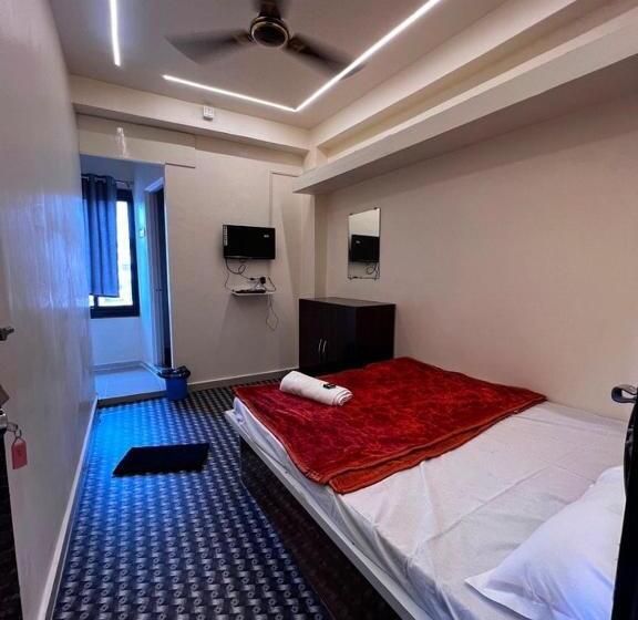 پانسیون Meet Inn