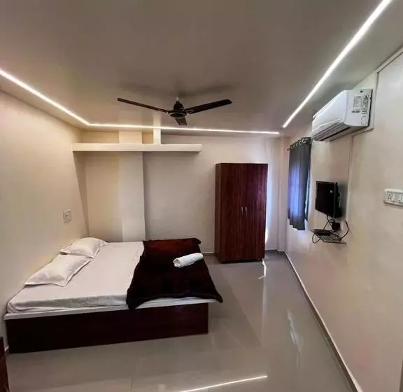 پانسیون Meet Inn