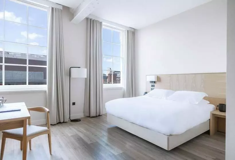 School Lane Hotel In Liverpool One