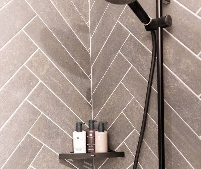 School Lane Hotel In Liverpool One