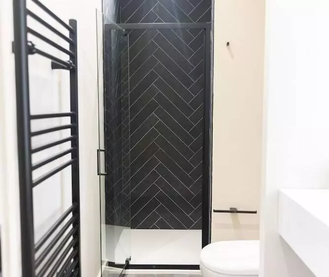 School Lane Hotel In Liverpool One