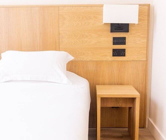 School Lane Hotel In Liverpool One