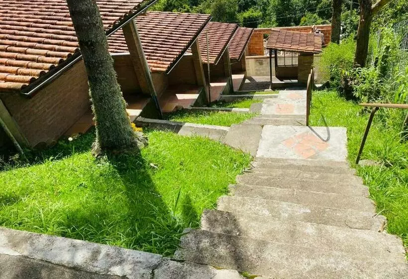 Retkeilymaja Chalé Buraco Do Tatu