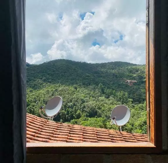 Retkeilymaja Chalé Buraco Do Tatu
