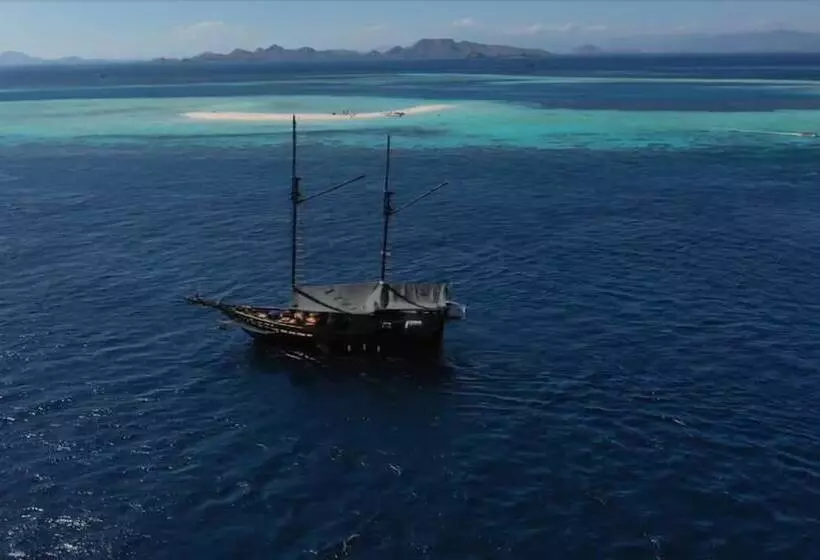 Hotelli Komodo Indah