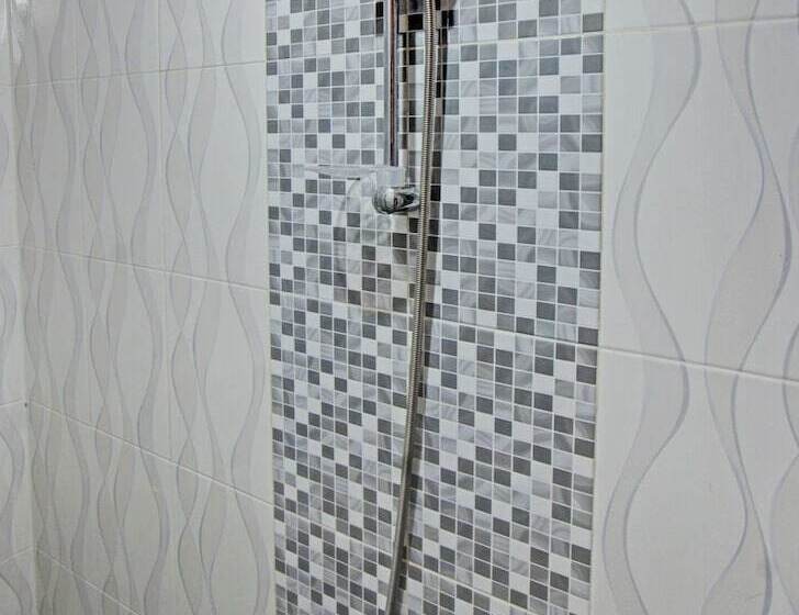 فندق Oyo 92354 Samalas Syariah Homestay