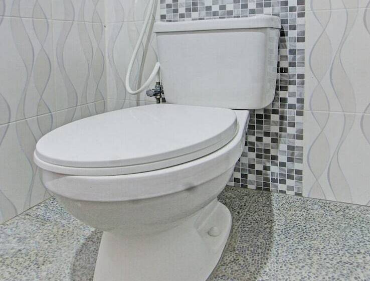 فندق Oyo 92354 Samalas Syariah Homestay