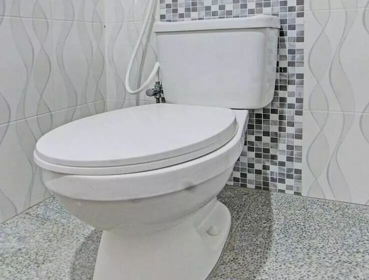 ホテル Oyo 92354 Samalas Syariah Homestay