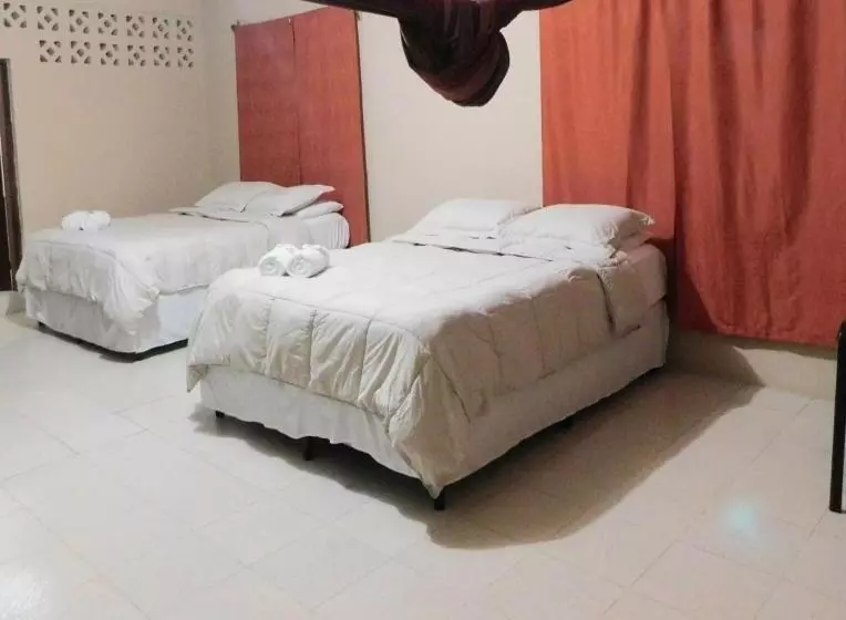 پانسیون Arnold S Guest House