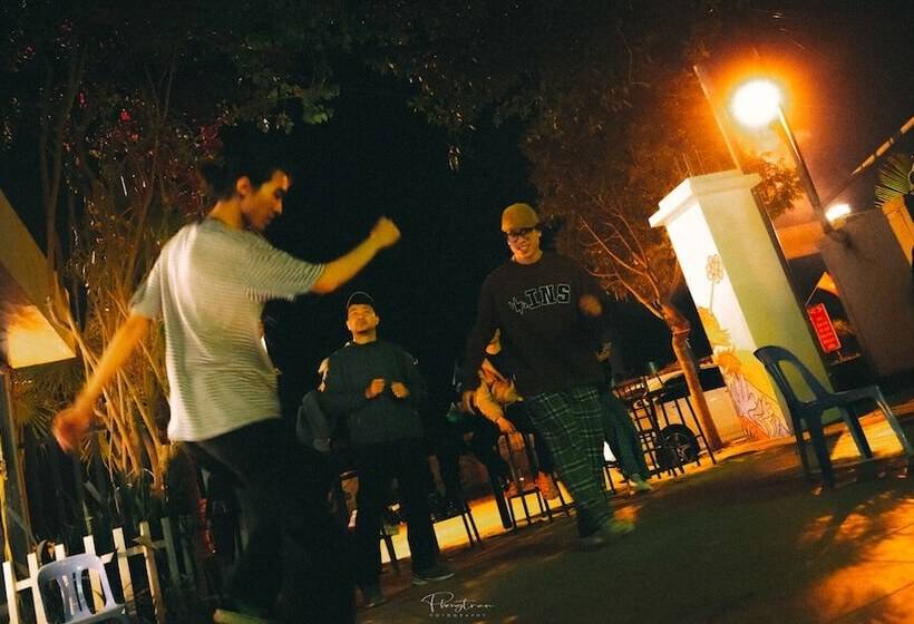 Republic Hostel Cat Ba