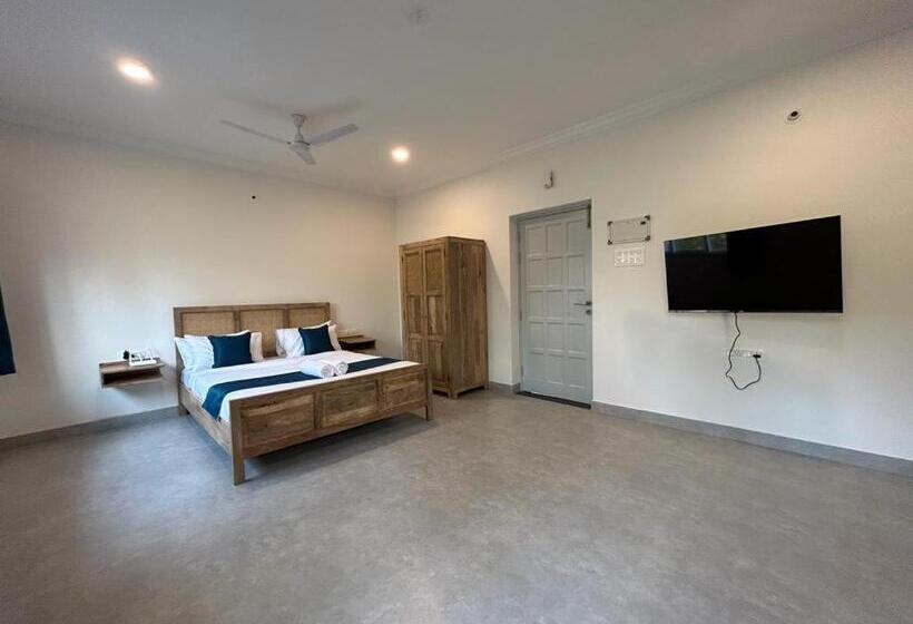 Serenova By Dia Hotels