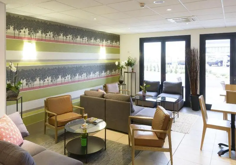Brit Hotel Reims Croix Blandin