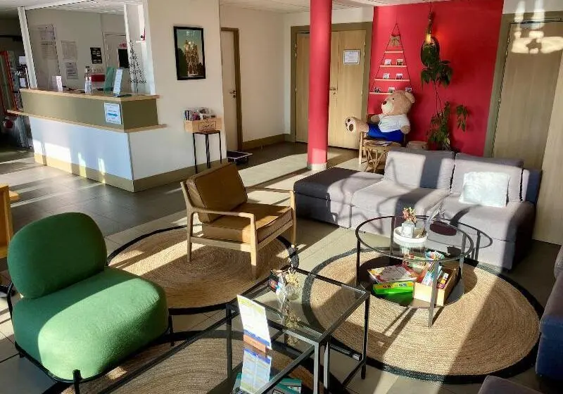 Brit Hotel Reims Croix Blandin