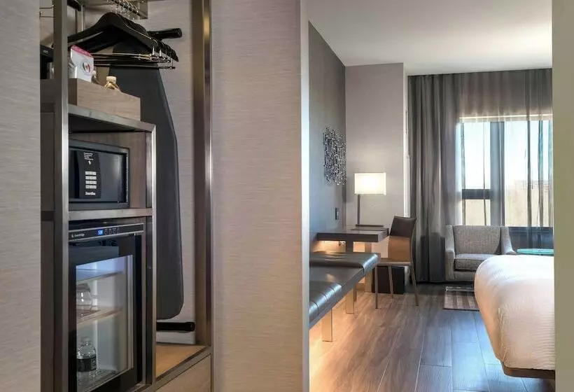 Ac Hotel By Marriott Boston North